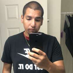 Martinevalero01's Chat & Dating Profile